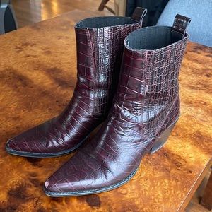 Zara Burgundy Western Ankle Boot